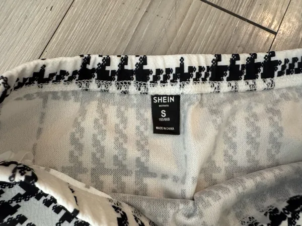 Shein Skirt Mini - Image 4
