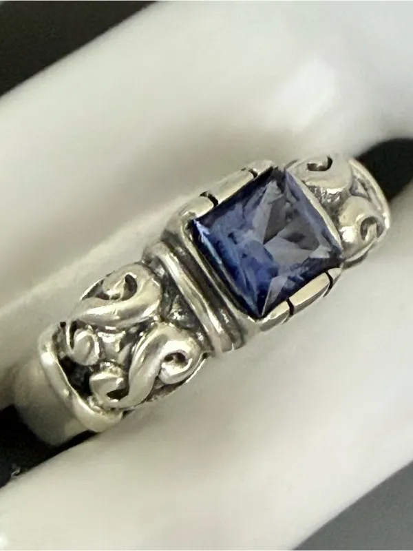 Vintage Sterling Silver Ring Blue Gemstone Ornate Scroll Design Signed Thailand - Image 2