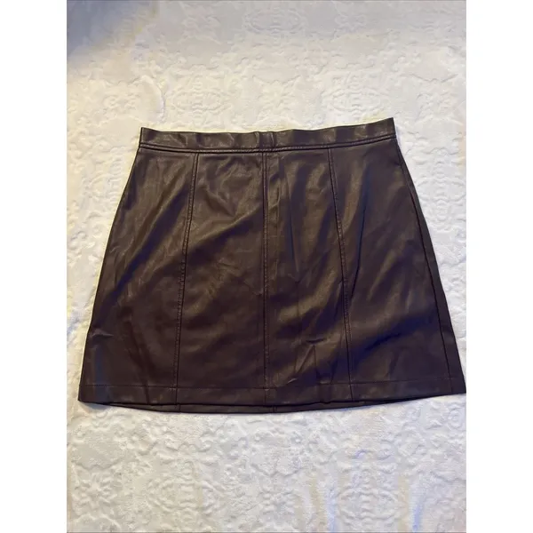 Banana Republic Sz 16 Faux Leather Purple Skirt - Image 3