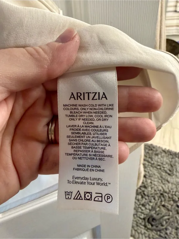 Aritzia Wlfred Silky Cream Ruffle Tie-Front Tank Top Size M - Image 3