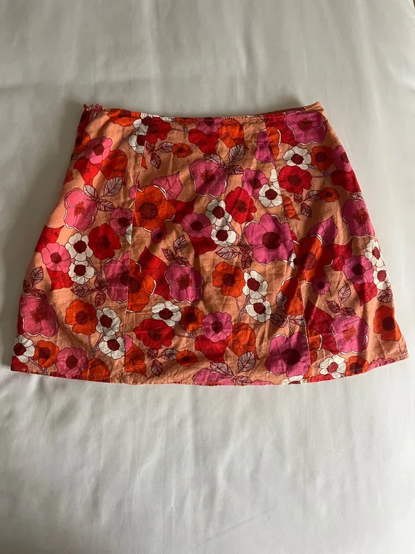 Urban Outfitters floral mini skirt - Image 3