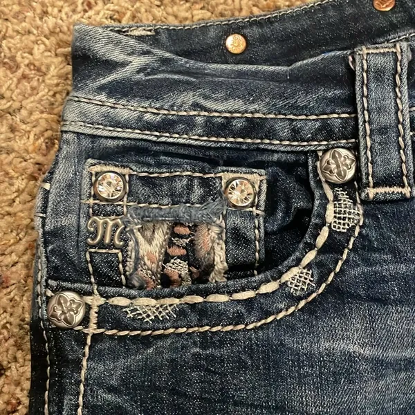 Miss me mid rise easy boot jeans size 27 - Image 8