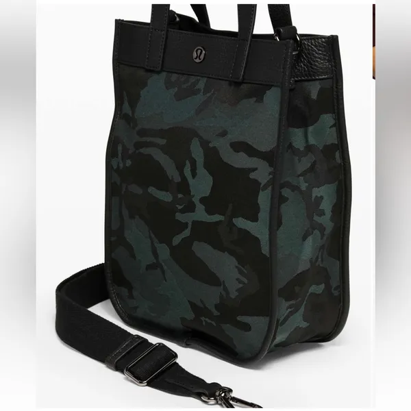 Lululemon Now And Always Tote Vol 8L - Image 13