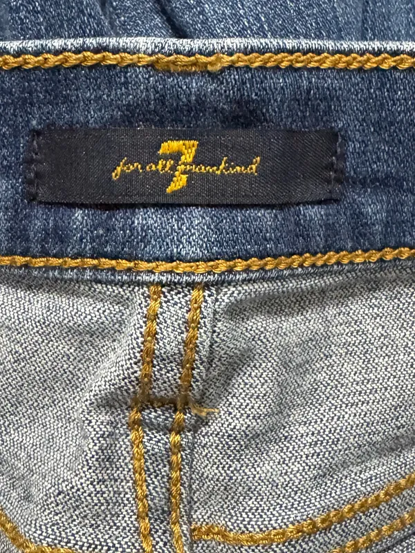 7 For All Mankind Cropped Blue Jeans (27) - Image 6