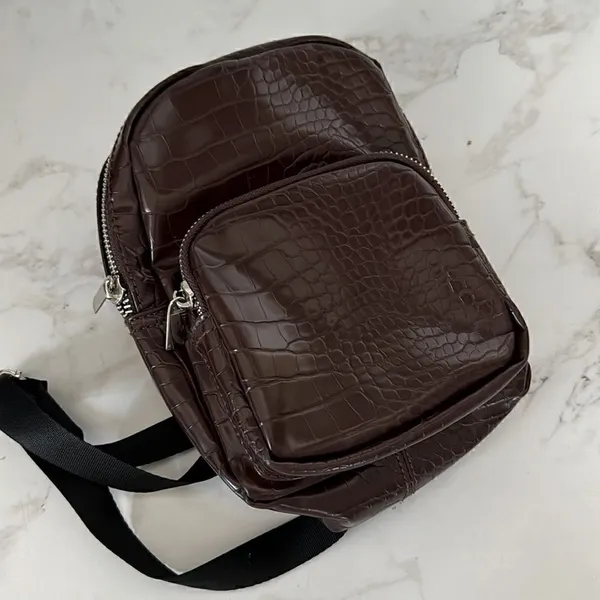 Wild Fable Brown faux leather crossbody EUC - Image 3