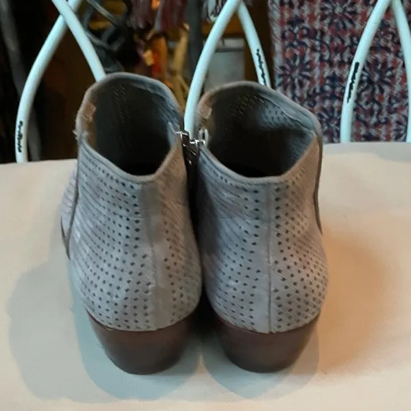 Sam Edelman‎ Perforated Bootie Taupe Size 7.5 - Image 4