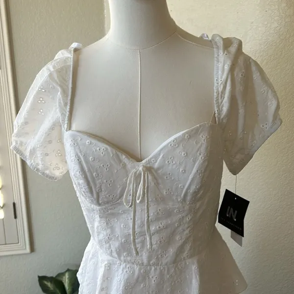 I.N. San Francisco Ivory Eyelet Dress, size Medium, NWT - Image 2