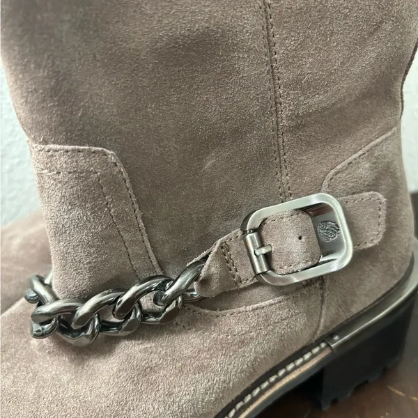 Vince Camuto Keshilla Boots Women's 7.5 Mid Calf Brown Suede Chain Trim Lug Sole - Image 3