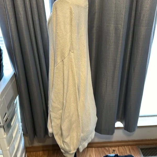 Women bke oversized sweater​ - Image 6