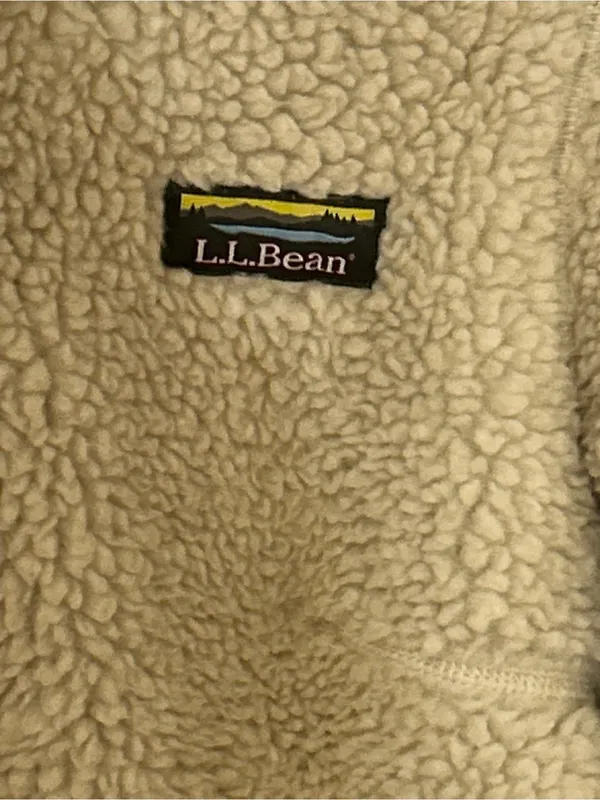 Vintage L.L. Bean Cream Hooded Sherpa Jacket with Navy Lining - Image 4