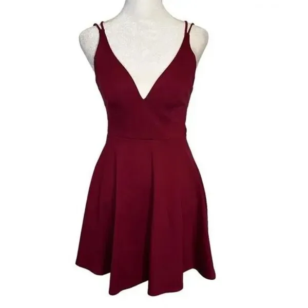 ✨Lulu’s Believe in Love Wine Red Backless Skater Sz Large Maroon Dress✨ - Image 6