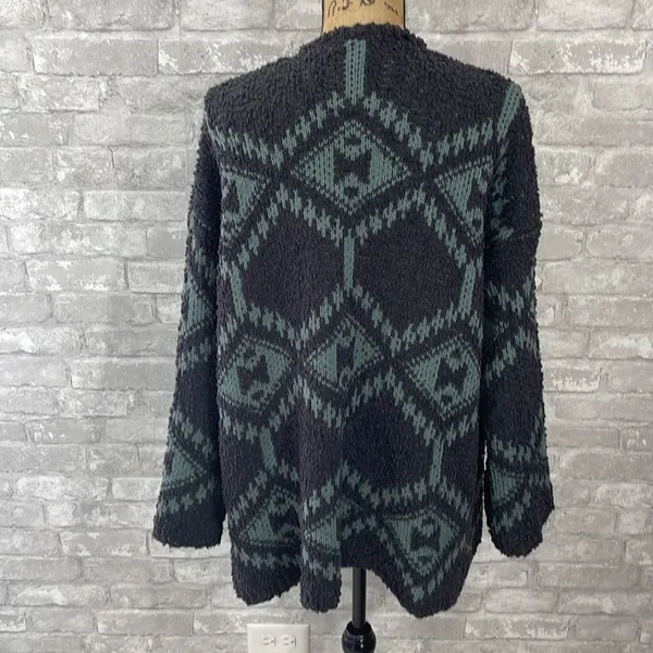 POL Oversized Aztec Chunky Knit Cardigan - Image 3