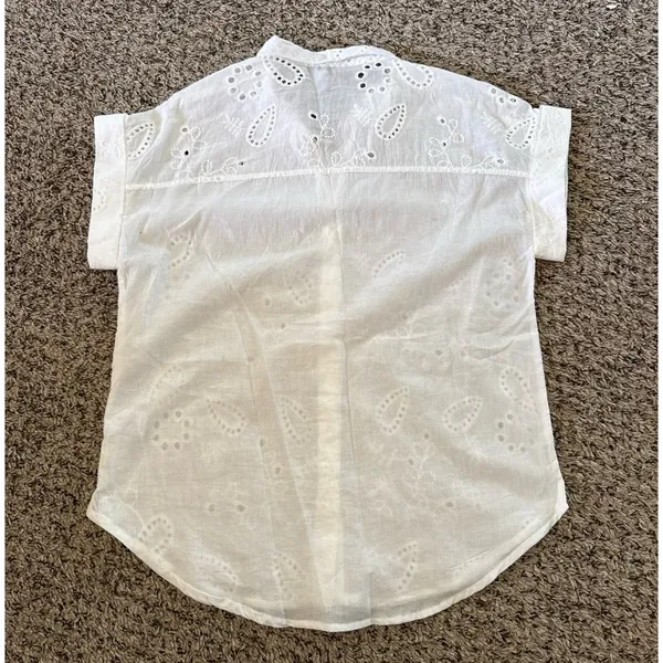Alex & Jordan White‎ Floral Eyelet Lace Button up Blouse Size Small - Image 5