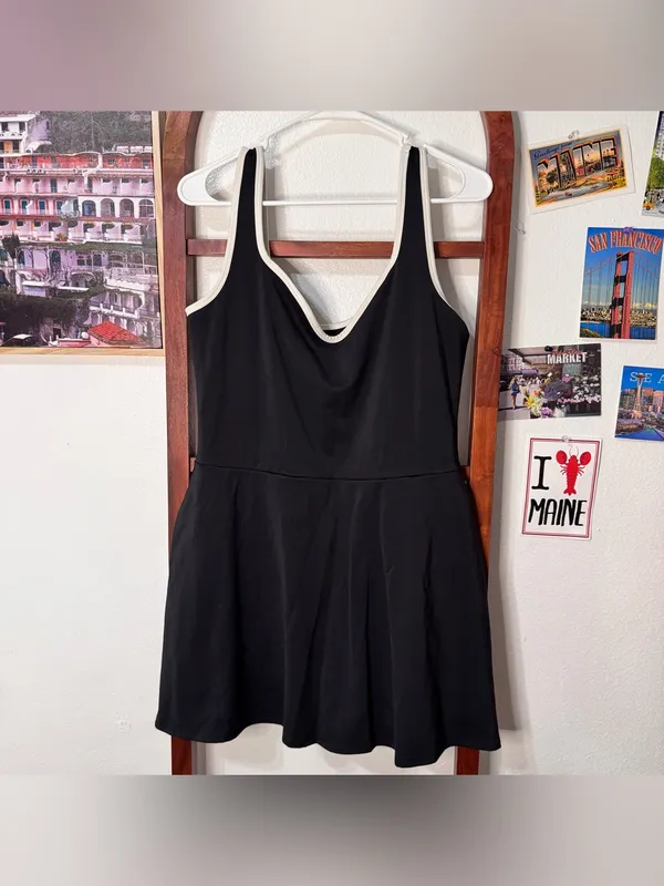 Reformation Active Milana Eco Move Dress Sweetheart - Image 4