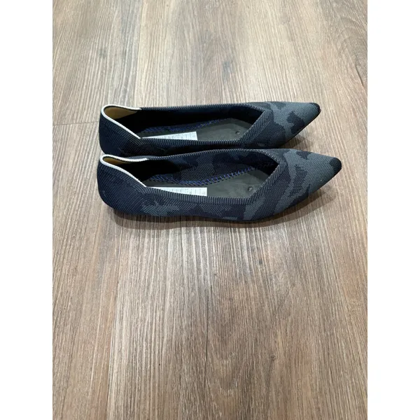 Rothys The Point Grey Camo Pointed Toe Flats‎ Womens 8.5 Sustainable Washable - Image 2