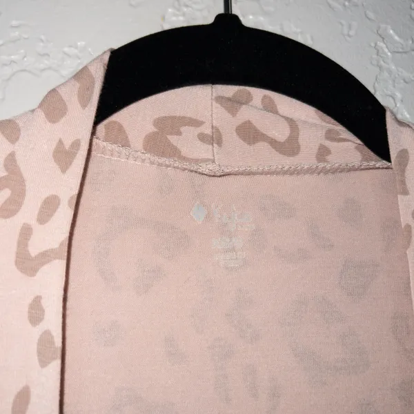Kyte Baby New Blush Pink Leopard Print Lounge Robe Size XS/Small - Image 5