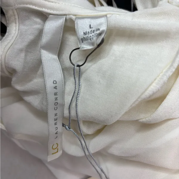 LC Lauren Conrad Cream Top - Image 2