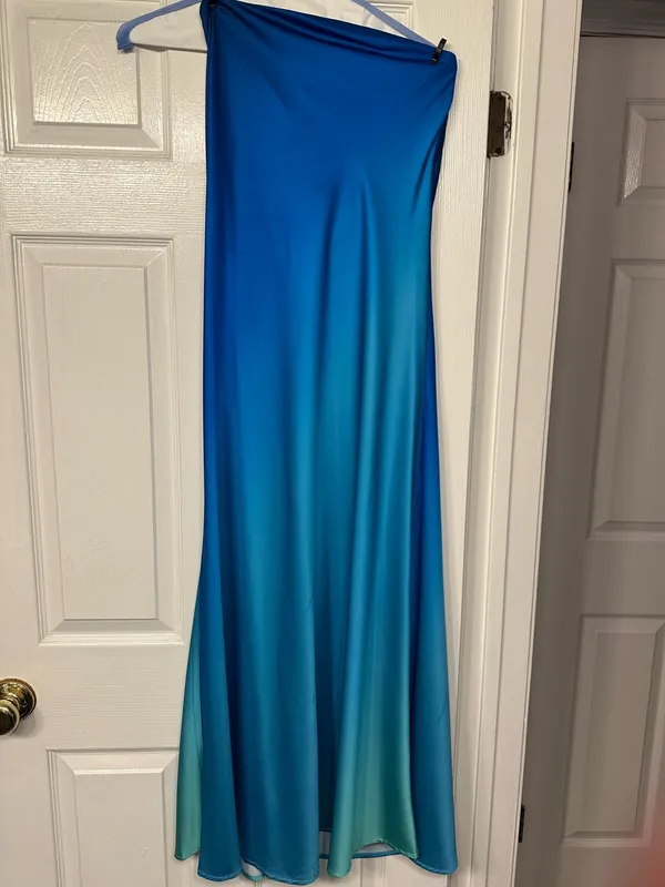 12th Tribe Natalia Blue Ombre Strapless Maxi Dress size small - Image 3