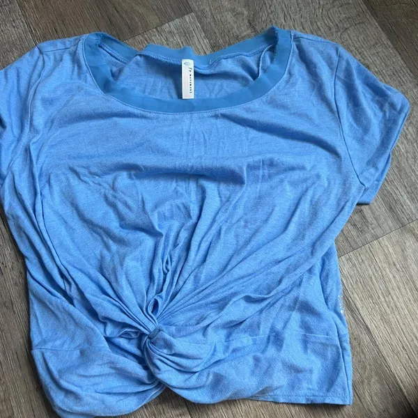 Free People movement medium tee - Image 2