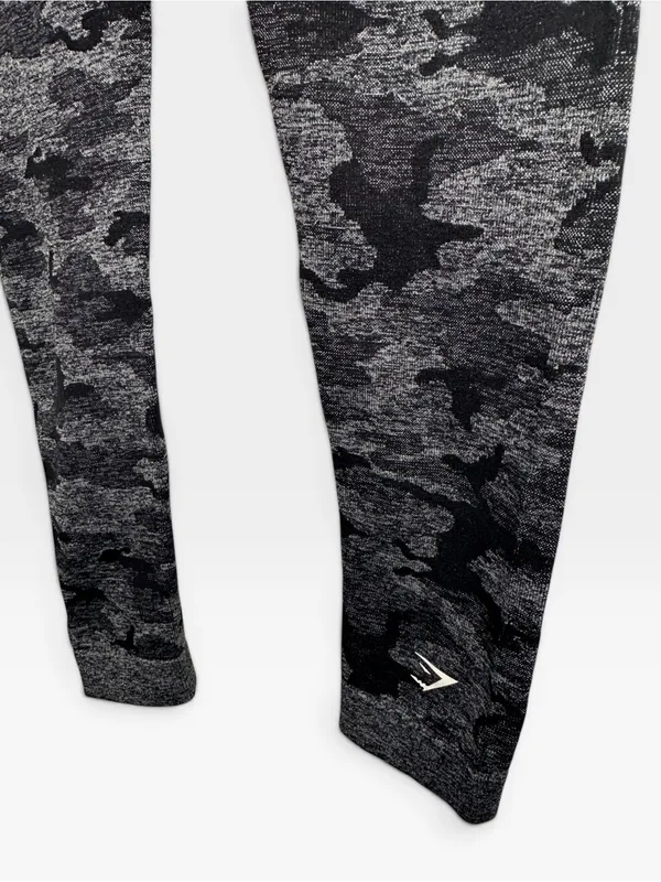 Gymshark Adapt Camo Seamless High-Waist Leggings Black & Charcoal Gray S/M - Image 6