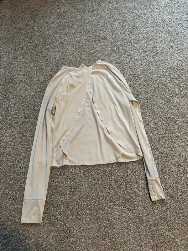Lululemon Long Sleeve UV - Image 3