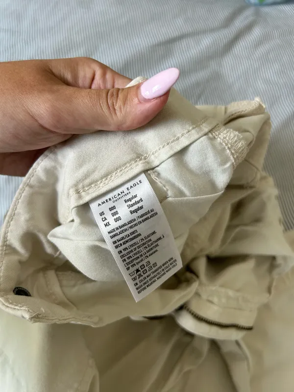 Cream American Eagle Cargo Pants - Image 4