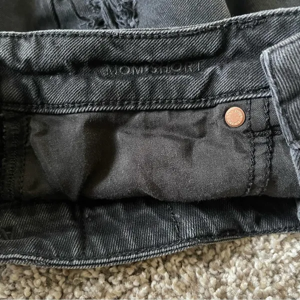American Eagle Super Destroyed Black High Rise Mom Distressed Denim jean shorts - Image 3