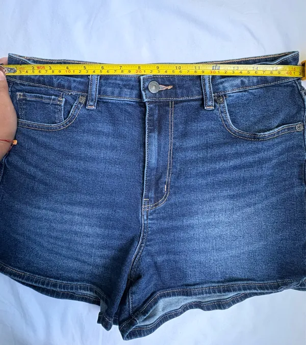American Eagle Mom Short Size 12 High Rise Blue Stretch Denim Frayed Hem Shorts - Image 7