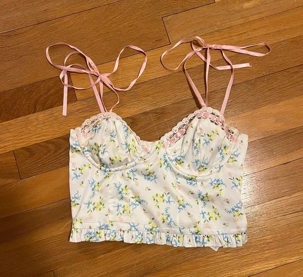 Floral Top White Size XS - Image 2
