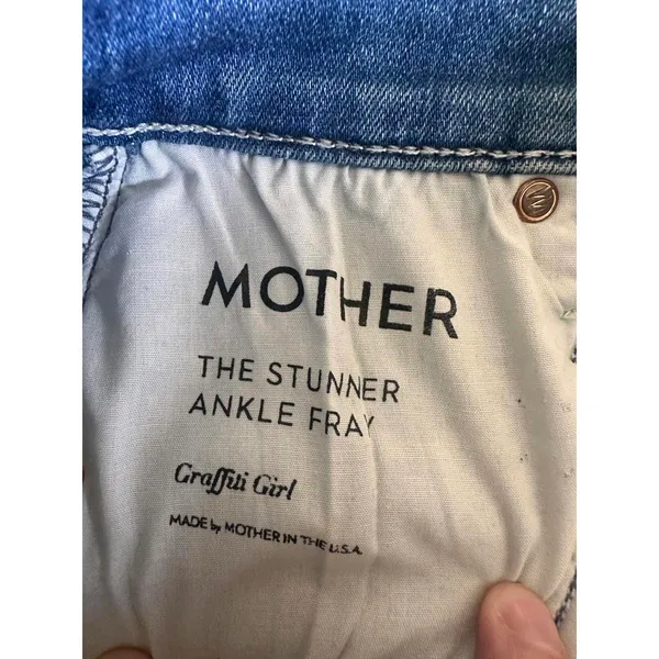 MOTHER The Stunner Ankle Fray Graffiti Girl Denim Distressed Jeans Women’s sz 24 - Image 8