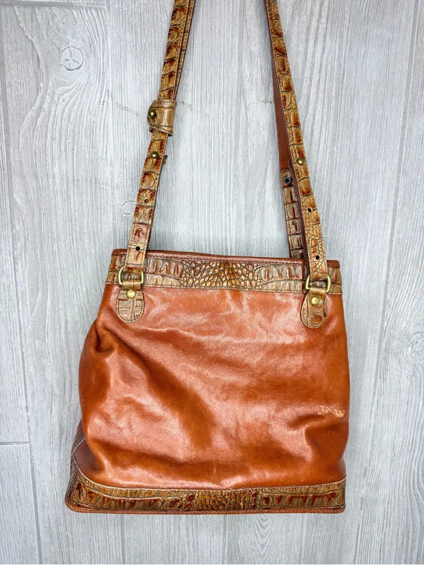 Vintage Brahmin brown leather tooled shoulder bag purse 10 “ alligator print - Image 5
