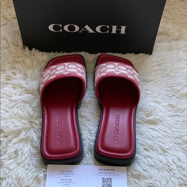 NWT COACH Florence "C" Logo Lug-Sole Slide-On Sandals - Image 5