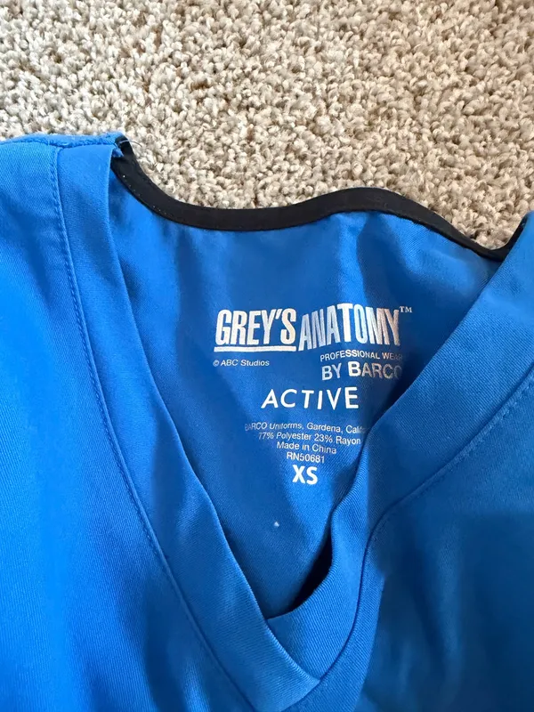 Grey's Anatomy Scrubs - Image 4