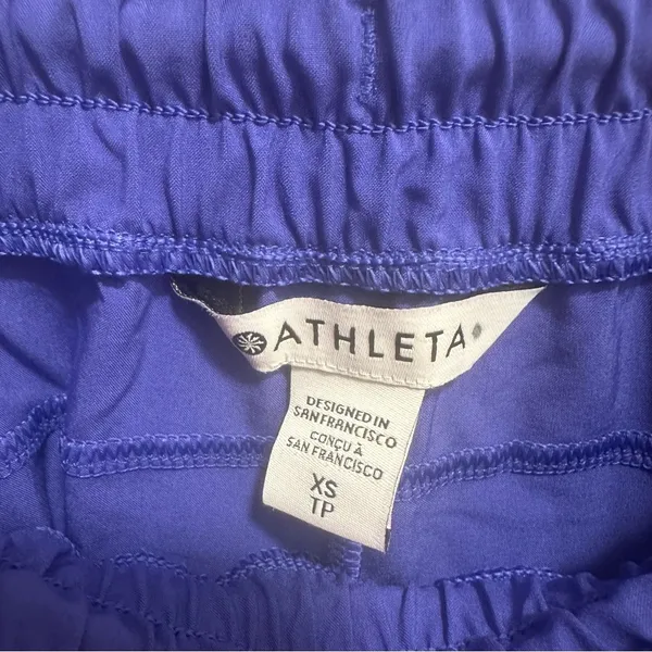 Athleta Crossroads Blue Shorts Size XS - Image 5