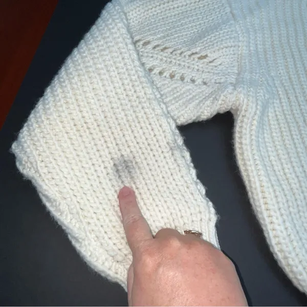 Apiece‎ Apart Cream Crewneck Wool Sweater APPROX. Size LARGE No Size Tag *FLAWED - Image 5