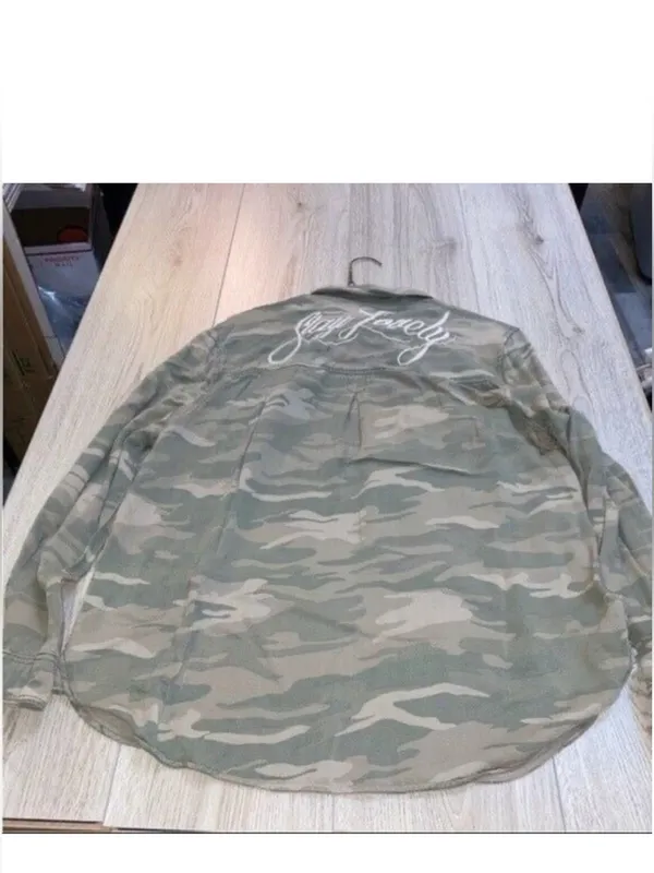American eagle outfitters green camo camouflage button up button down shirt top - Image 2