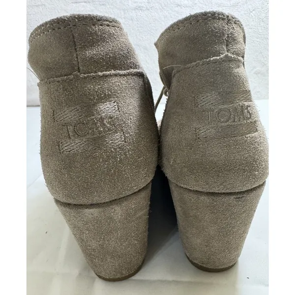 Toms Boots Women’s‎ Kala Chukka Wedge Ankle Suede Lace Up Booties Beige Size 8.5 - Image 3