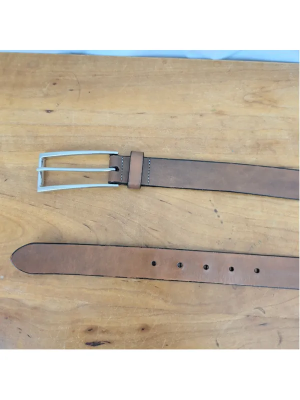 Gap Long Buckle Brown Leather Belt - Image 6