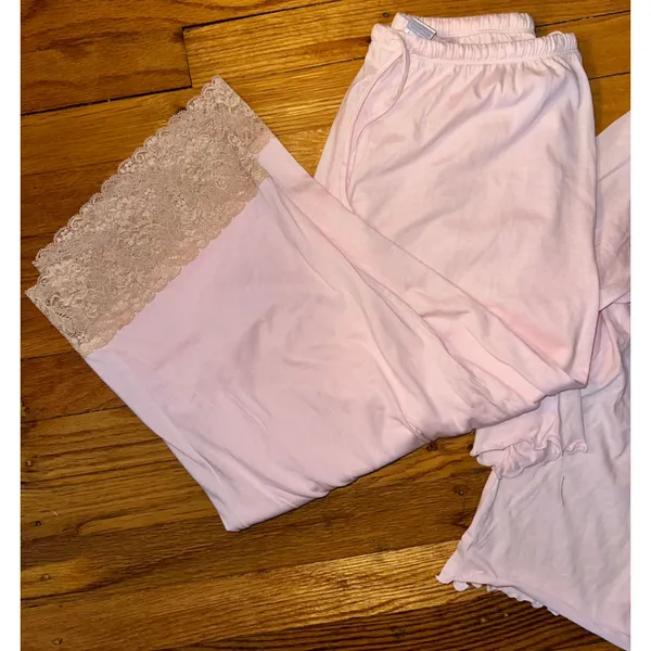 Cabernet Pink Tan Lace Trim Sleepwear Two Piece Pajama Set Size Medium - Image 7