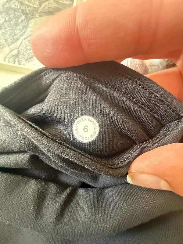Lululemon Wunder Under Flare Leggings - Image 4