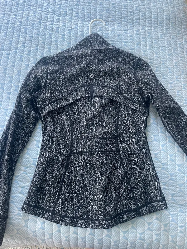 Lululemon Jacket - Image 2