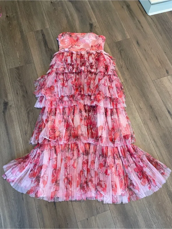 Anthropologie Hutch Outline Tiered Maxi Gown- size 4 - Image 7