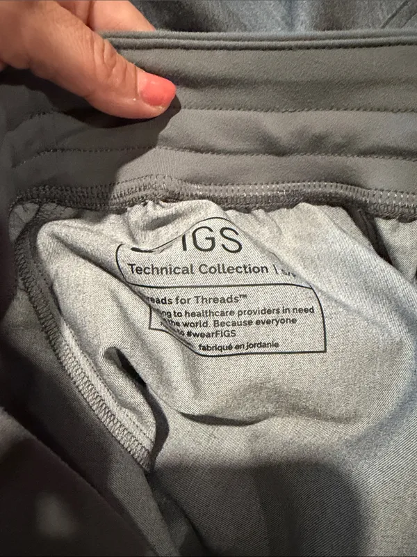 FIGS NWOT granite Zamora jogger scrub- small petite - Image 14