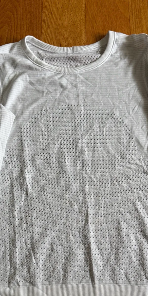 Lululemon Shirt Long Sleeve - Image 4