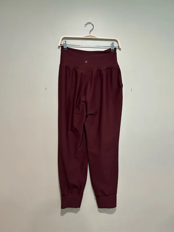 Old Navy joggers (M)  - Image 4