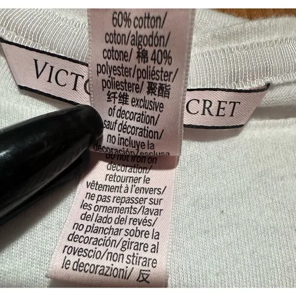 Victoria’s Secret graphic print white pajama shirt sz M/L‎ - Image 5