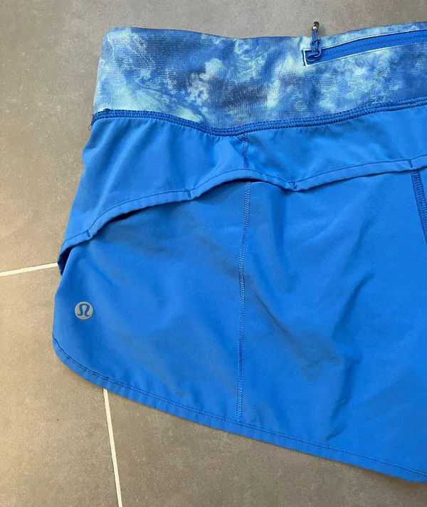 Lululemon Speed Up Short Low-Rise 2.5” - Image 4