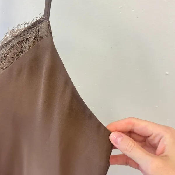 Melrose and Market Brown Lace Trim V-Neck Camisole Tank Top Women's Medium - Image 5