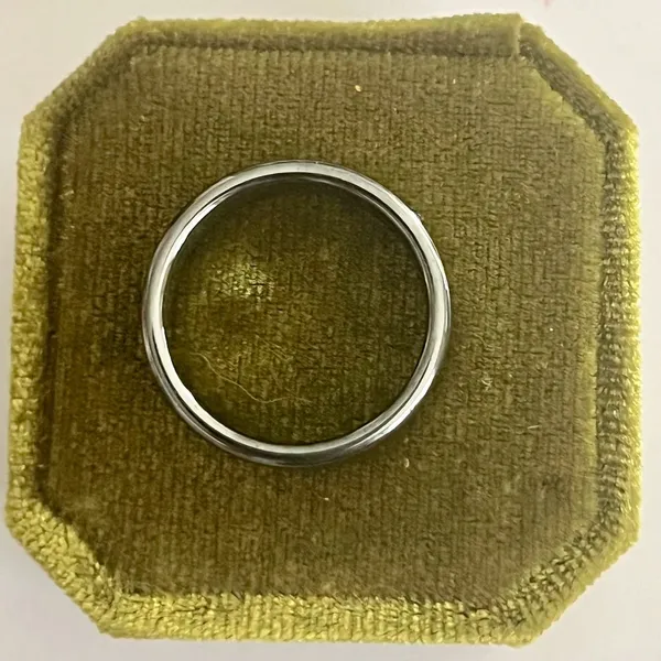 Hematite Ring Dark Gray High Shine 6mm Band Ring Size 10 - Image 3