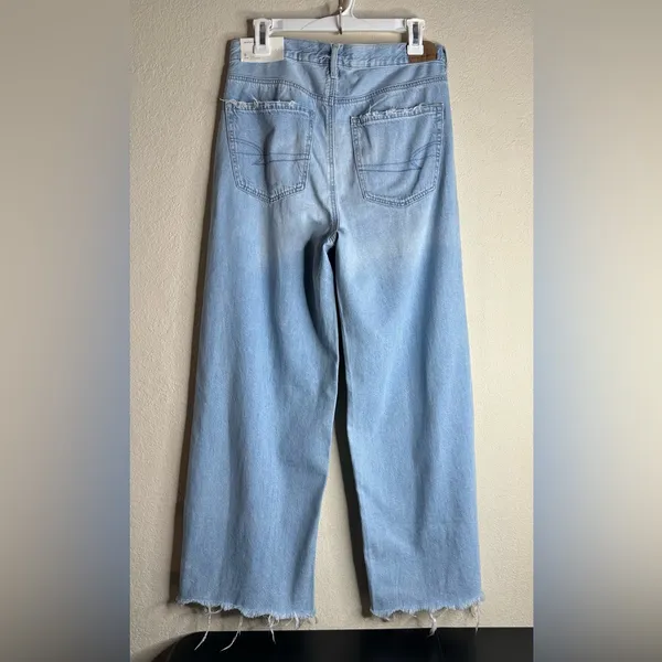 American Eagle super high waist skater jeans 4066 size 8 short - Image 3